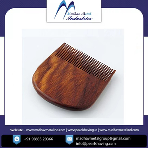 Peigne à barbe en bois de qualité supérieure, taille et couleur personnalisées, vente en gros - Product Image 2