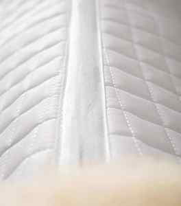 Selle de cheval de correction Tech Grip Pro 2026, conception de logo personnalisée, service OEM en gros, coussin équestre durable - Product Image 3