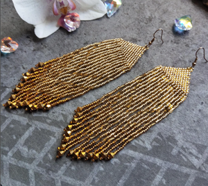 Pendientes de cuentas de oro, pendientes largos de ombre de oro, pendientes de flecos con cuentas - Product Image 1