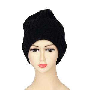 Bonnet d'hiver en tricot personnalisé pour hommes Bonnet en cachemire de couleur unie OEM - Product Image 3