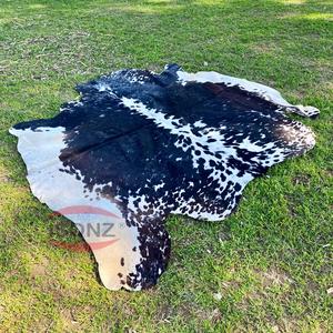 Peaux en cuir de vache pour une utilisation polyvalente Sacs à main pour meubles Canapés Bagages Vêtements et plus Motifs finis - Product Image 3