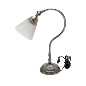 Lampes sur pied en métal poli à la main, design antique 2026, fabrication artisanale, fabricant et fournisseur de lampes sur pied électriques techniques - Product Image 2