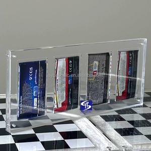 <span class=keywords><strong>Vente</strong></span> en gros d'usine SYP, présentoir de <span class=keywords><strong>cartes</strong></span> de collection Pocket Monster à 4 emplacements, en acrylique magnétique, résistant aux UV, porte-<span class=keywords><strong>cartes</strong></span> en acrylique - Product Image 4