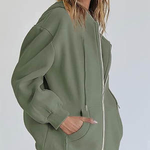 Sweat à capuche en polyester confortable personnalisé pour adultes lavable et durable pour la maison, l'avion, les voyages en plein air, l'intérieur, l'hiver avant, solide - Product Image 5