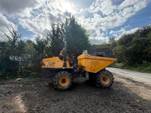 JCB 6TFT Powershuttle Punta Recta 6 Ton Dumper Motor Diesel 1967 Horas Motor Bomba Caja de Cambios PLC - Product Image 4