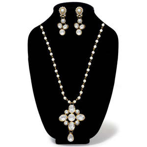 Kriaa ชุดสร้อยคอจี้หินแก้วสีขาวชุบทอง1106405B เครื่องประดับที่ทันสมัย - Product Image 1