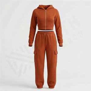 ชุดเซ็ตเสื้อฮู้ดครอปแบบซิป สไตล์วินเทจ ลวดลายย้อมสีแบบแอซิด พร้อมกางเกงขายาวทรงจ็อกเกอร์  ผ้าหนา  สามารถปรับแต่งสีได้ - Product Image 1