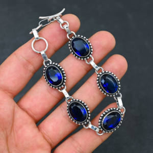 Bracelet de style chaîne en quartz saphir bleu créé à la main en argent sterling plaqué de luxe pour les fiançailles de mariage. - Product Image 6