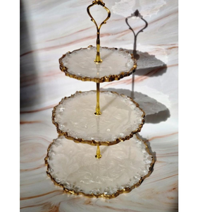 Support à gâteau en résine |   Support à dessert artisanal pour table - Product Image 1
