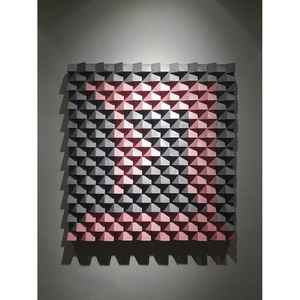 Décoration murale en mosaïque de bois rouge et noir, enseignes murales élégantes - Product Image 3