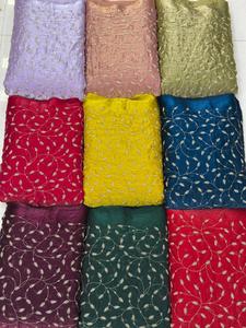 งานผ้าไหมเฟนดี้ ดีไซน์พิเศษ ตัดเย็บเป็นชุดเลเฮนกาสำหรับงานแฟนซี - Product Image 3