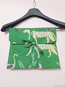 ชุดชุดนอนผ้าฝ้ายพิมพ์ลายสีมิราจสีเขียวมรกต - Product Image 2