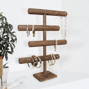 Support à bijoux en bois de style unique parfait pour afficher des bagues, des boucles d'oreilles et des bracelets, idéal pour la décoration de table et les cadeaux. - Product Image 1
