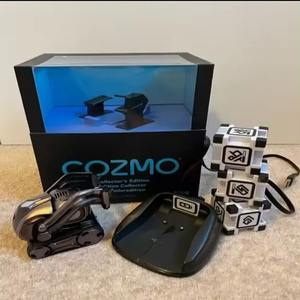 Robot de collection édition originale, neuf, de haute qualité, modèle en métal liquide unisexe avec fonctions lumineuses et sonores - Product Image 2