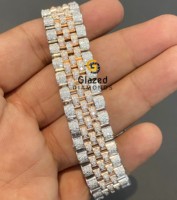 Reloj de pulsera de diamantes de corte redondo de moissanita de acero inoxidable con elegancia brillante para hombres con claridad Vvs mejorada para usar en cualquier lugar
