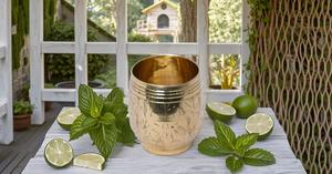 Koi Brass 12 onzas Mint Julep Cup Perfect Drinkware - Product Image 2