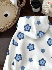 Sweat à capuche pour enfants avec imprimé dessin animé, polaire douce, coutures durables, design personnalisé, vrac en gros, options de livraison rapide - Product Image 4