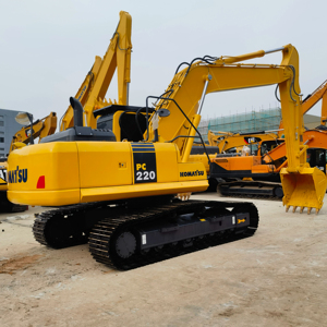 รถขุดตีนตะขาบ PC220-8 Komatsu 22ตันมือสองเครื่องขุด PC220-8 Komatsu สภาพดีเยี่ยมและคุณภาพสมบูรณ์แบบ - Product Image 1