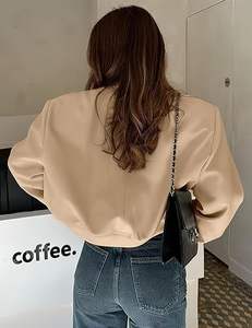 Chaqueta Bomber Varsity Personalizada, Ecológica, Transpirable, de Spandex para Mujer, Informal, con Botones, Ligera, de Moda Otoñal, de Piel de Oveja Regular - Product Image 2