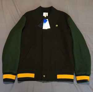 Chaqueta Universitaria Vintage Personalizable, 100% Lana, Reversible, Talla XS, Bordada, Botones de Mezclilla 3D, Servicio OEM Disponible - Product Image 1