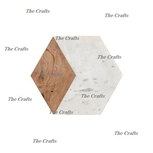 Planche à fromage en bois et en marbre de qualité supérieure avec planche à découper de vaisselle d'hôtel de forme hexagonale en Inde - Product Image 1