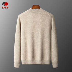 Survêtement sur mesure pour homme, tissu confortable et respirant avec logo personnalisé, antibactérien - Product Image 5