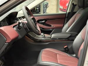 Nuevo Land Rover Range Rover Evoque P250 disponible para la venta - Product Image 2