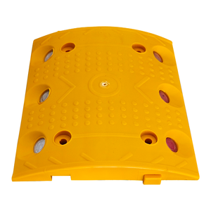 ตัวจำกัดความเร็วพลาสติก EKO สำหรับถนน ขนาด 30x33x4 ซม. - Product Image 5