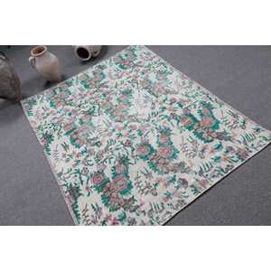 พรมตุรกีโบราณ ขนาด 5.5x4.3 ฟุต พรมลายดอกไม้สีขาวเขียว - Product Image 2