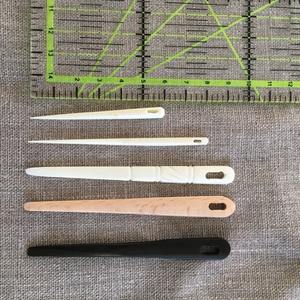Agujas de Coser a Mano Duraderas para Trabajos en Cuero - Material de Hueso Natural - OEM Disponible - Product Image 3