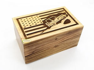 อุปกรณ์งานศพ โลงศพไม้สนสำหรับเผาศพสัตว์/ผู้ใหญ่ ลายรถจี๊ปและดาว เหมาะสำหรับสุสาน - Product Image 3