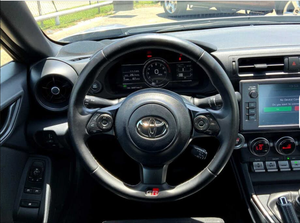 Toyota GR86 RWD 2023 Usado, Económico, con Volante a la Izquierda/Derecha - Product Image 3