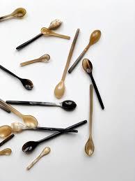 Cuillère en corne de buffle pour usage multiple, cuillère en corne artisanale pour servir les aliments à la maison, cuillère en corne finie à la main pour cuisines gastronomiques - Product Image 5