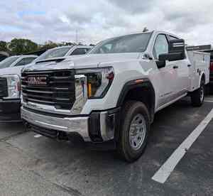 Offre Super Promotionnelle 2024 G M C Sie-rra 3500 HD Pro Quatre Roues Motrices Cabine Double - Product Image 1