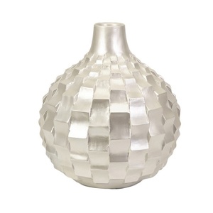 Diseño personalizado hecho a mano mejor para la decoración del hogar florero dorado y florero hecho a mano mejor decoración interior y diseño hecho a mano - Product Image 2