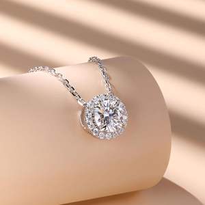 Collar con colgante de Halo, cadena de plata de ley chapada en oro blanco de 18 quilates, collar de diamantes creado en laboratorio para mujer, aniversario, San Valentín - Product Image 3