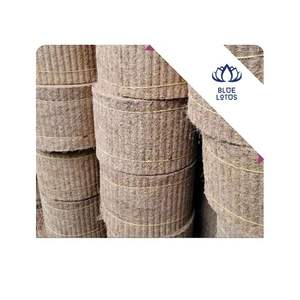 BEST SELLER Ruban en fibre de coco Utilisé pour l'enroulement des arbres, le soutien des racines et le maintien du sol Pour la vente en gros Commande personnalisée Vietnam - Product Image 1