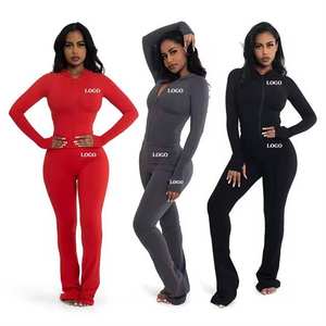 Conjunto de Sudadera con Capucha y Pantalones Acampanados de Alta Calidad para Venta al por Mayor, Traje Deportivo Personalizable con Logotipo, Trajes Deportivos Rojos para Mujer - Product Image 2