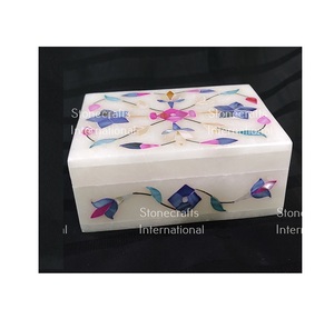 Meilleur prix Stonecrafts International Boîte à bijoux en marbre poli 10x7.5 cm pour ranger en toute sécurité vos pièces bien-aimées d'Inde - Product Image 1