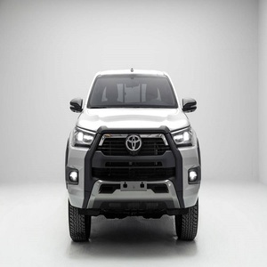 Camioneta Hilux Adventure 4.0L V6 4WD 2026 Plateada Metálica, Nueva, Cero Kilometraje/Km, Precio Accesible, Lista para Enviar - Product Image 1