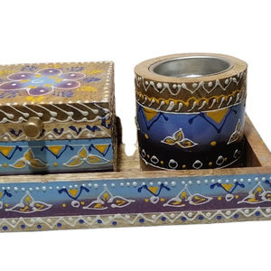 Ensemble de brûleurs d'encens Bakhoor exquis de United Trade World Matériau en bois emballé dans des boîtes Élevez vos sens avec un style sérénité - Product Image 1