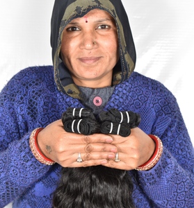 Machine double weft 100% Vietnamese Bundle Virgin Natural Raw Hair Color Black Women <b>Cheap</b> Wholesale Human Hair <b>Extensions</b> - Product Image 3