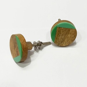 Perilla de puerta de resina de alta calidad con diseño bonito y estilo único para muebles de cocina y cajones - Product Image 1