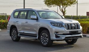 Toyota Land Cruiser Prado TX AWD, Volante a la Izquierda/Derecha, Motor Turbo, Neumáticos R20, Asientos de Cuero, Interior Claro, SUV Usado - Product Image 3