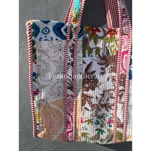 กระเป๋าโท้ทผ้าคอตตอนถักลายดอกไม้สำหรับผู้หญิงกระเป๋าสะพายไหล่งานเย็บปักเปิดปิดสำหรับการท่องเที่ยวฤดูใบไม้ร่วง - Product Image 2