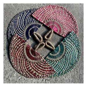Abanico de Mano de Hoja de Palma Natural y Bambú, Artesanía Vietnamita, Abanico de Mano de Tamaño Mini, Recuerdo para Bodas y Fiestas, Accesorio Refrescante de Verano, Regalo - Product Image 3