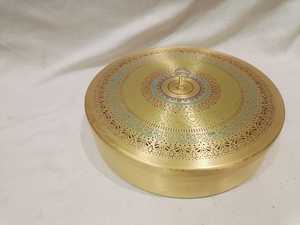 Boîte de rangement d'épices en métal de style vintage Boîte de masala en acier inoxydable pour un usage quotidien Organisateur d'épices en métal durable pour la cuisine - Product Image 3