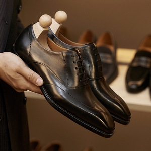 Chaussures habillées en cuir style brogue avec détails perforés et semelle intérieure absorbante 2026 pour hommes – Idéales pour les affaires et les rendez-vous - Product Image 3