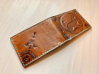 Dompet Kulit Sapi Premium Unisex Mewah dengan Penjepit Uang Berkualitas Tinggi, Lapisan Dalam Asli Berukir Tangan, Motif Bulu Berkuda