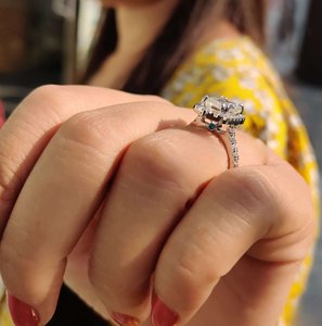 Anillos de compromiso y boda solitarios con corte esmeralda de 4 quilates, cultivados en laboratorio, para mujer, hechos de plata de ley 925 - Product Image 5